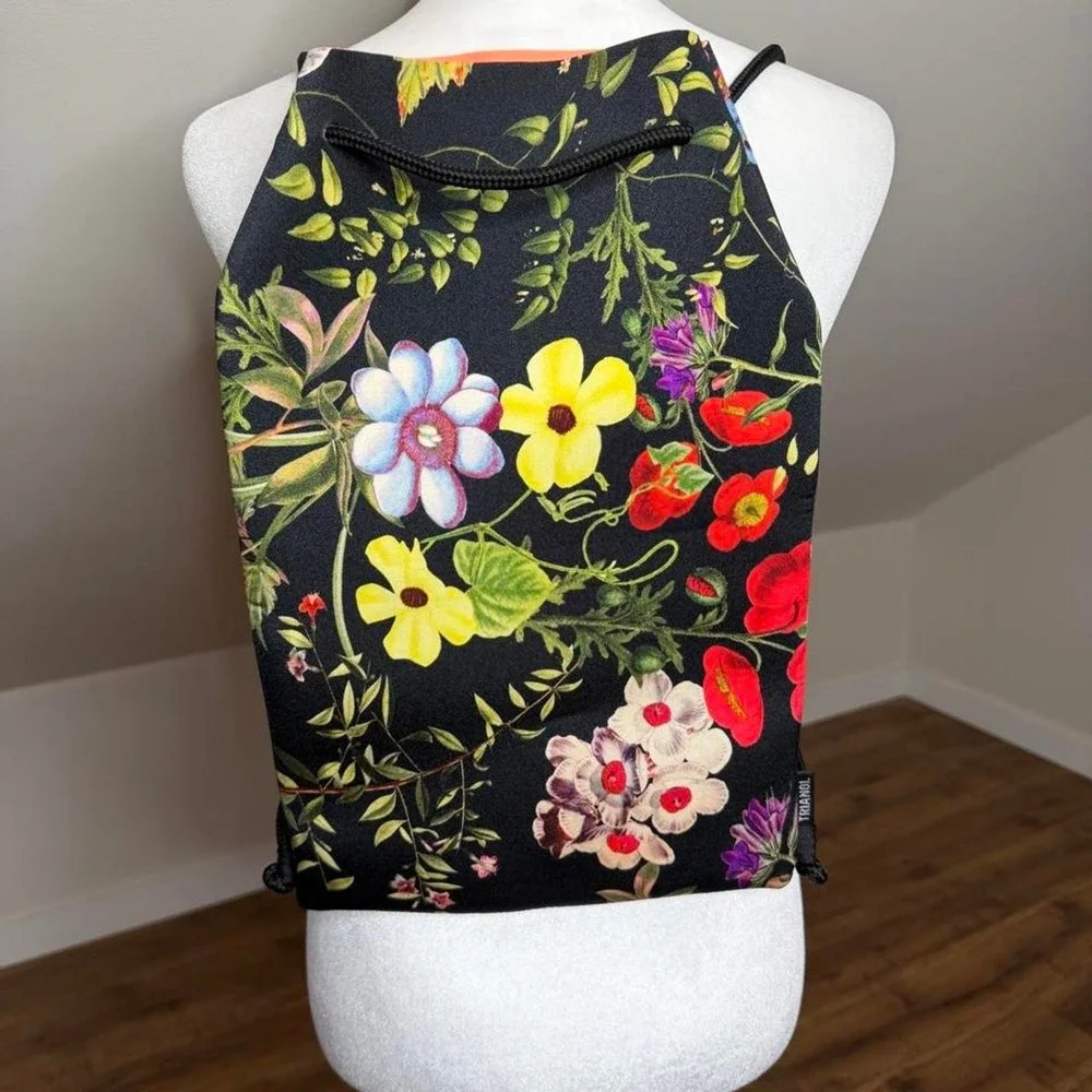 TRIANGL Neoprene Floral Drawstring Backpack – Black Botanical Print
